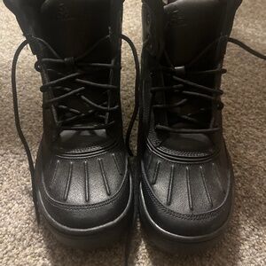 Nike boys boots size 6Y
